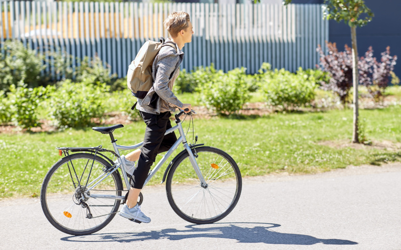 Schüler auf Fahrrad